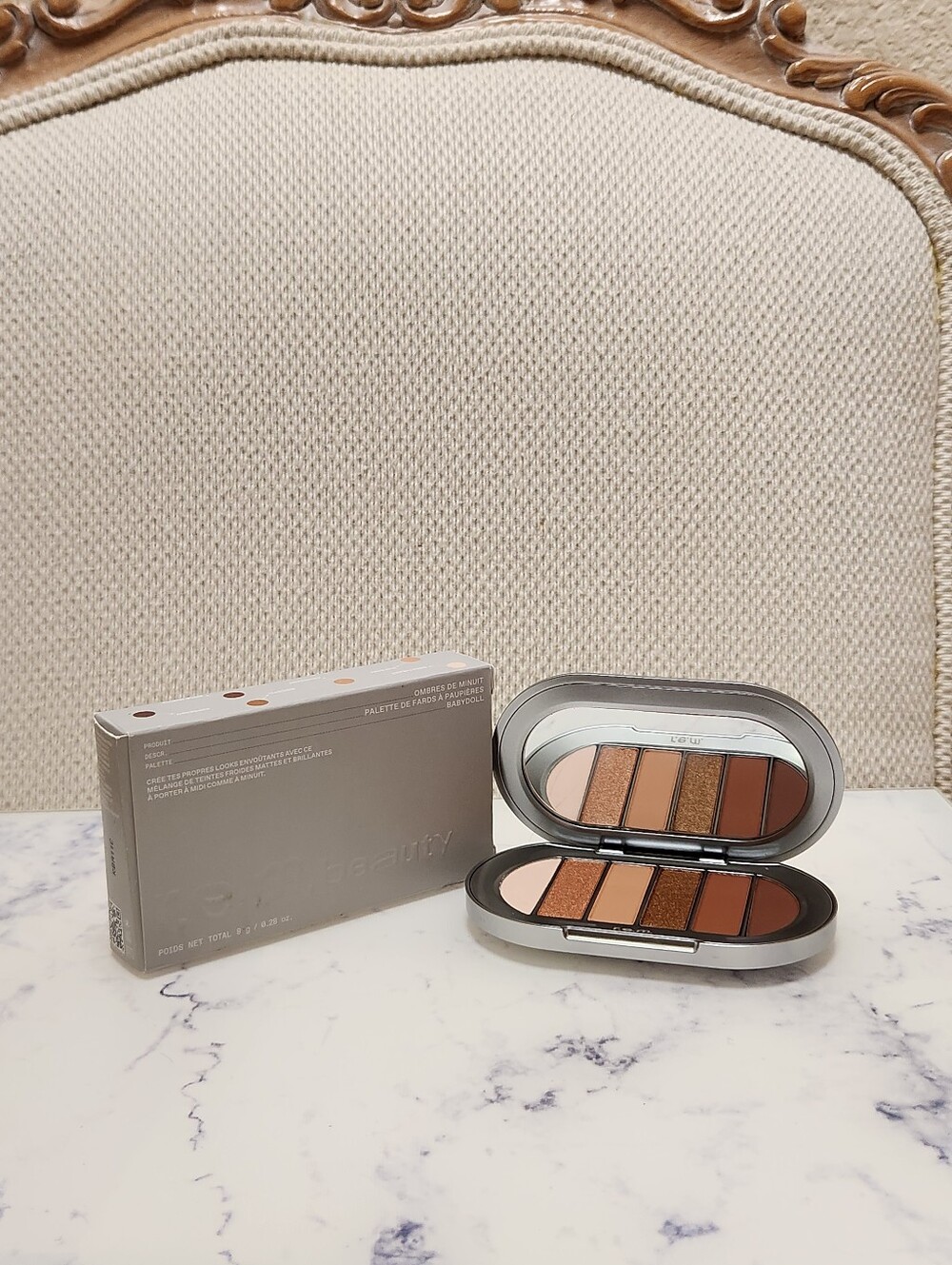r.e.m. Beauty Midnight Shadows Eyeshadow Palette in Babydoll